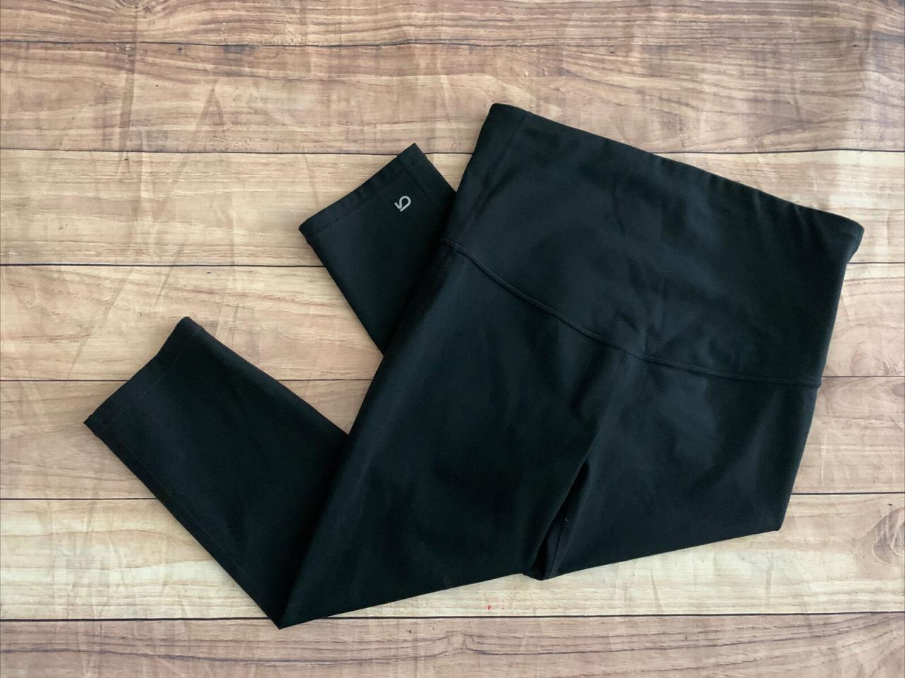 Gapfit blackout technology leggings